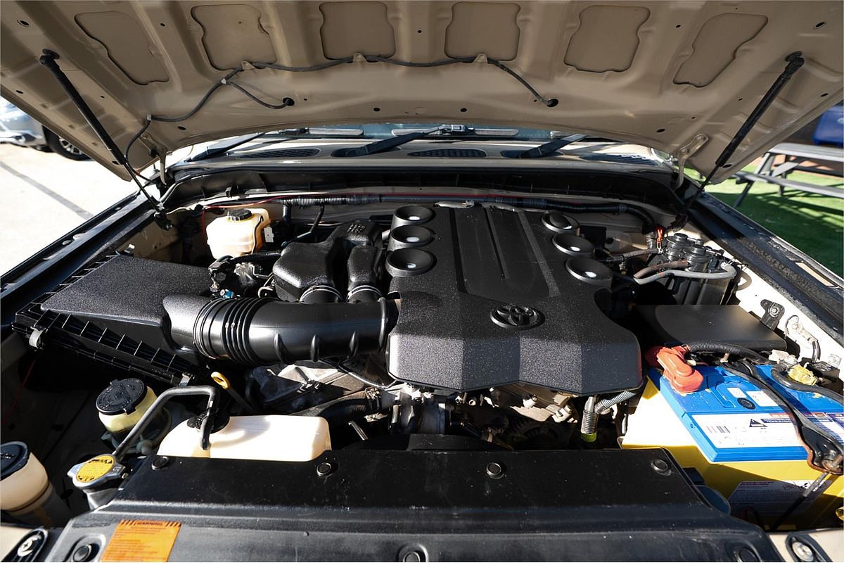 2013 Toyota FJ Cruiser GSJ15R