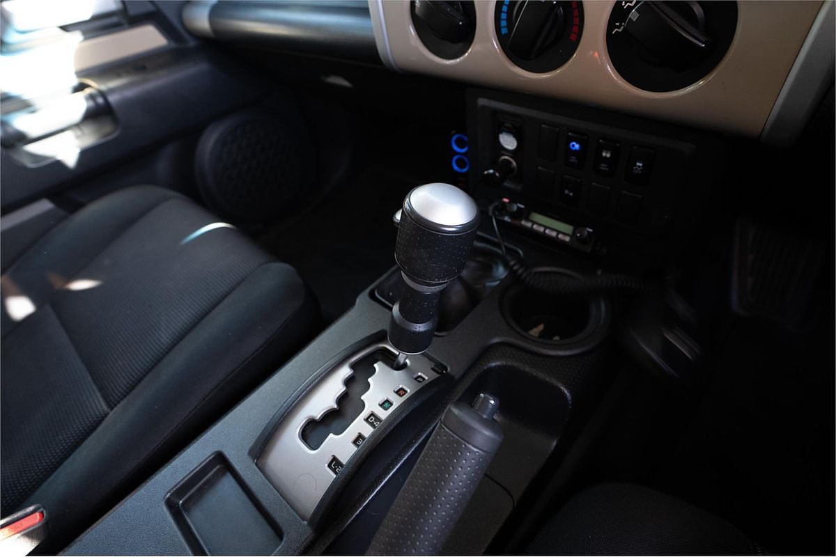 2013 Toyota FJ Cruiser GSJ15R