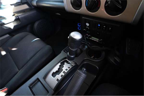 2013 Toyota FJ Cruiser GSJ15R