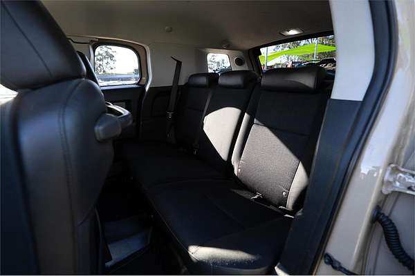2013 Toyota FJ Cruiser GSJ15R