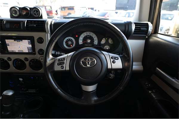 2013 Toyota FJ Cruiser GSJ15R