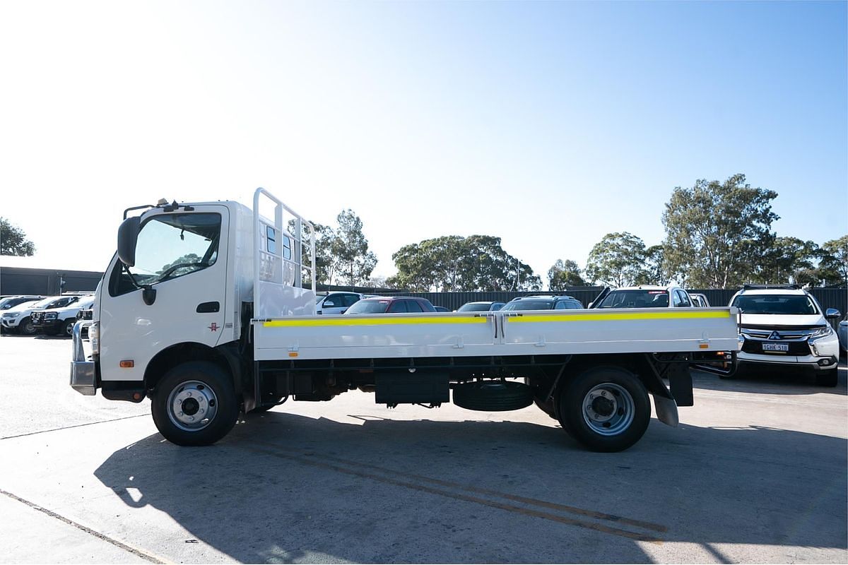 2016 Hino Unknown