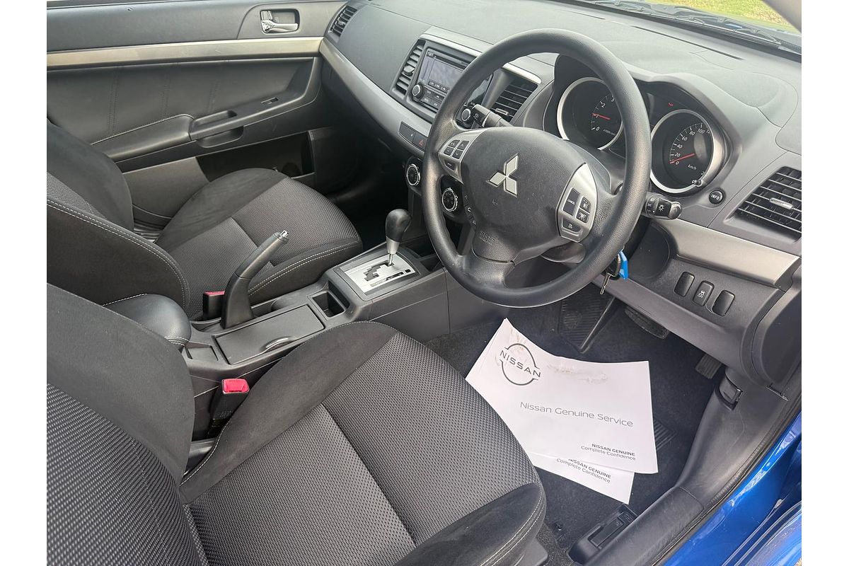 2014 Mitsubishi Lancer ES CJ
