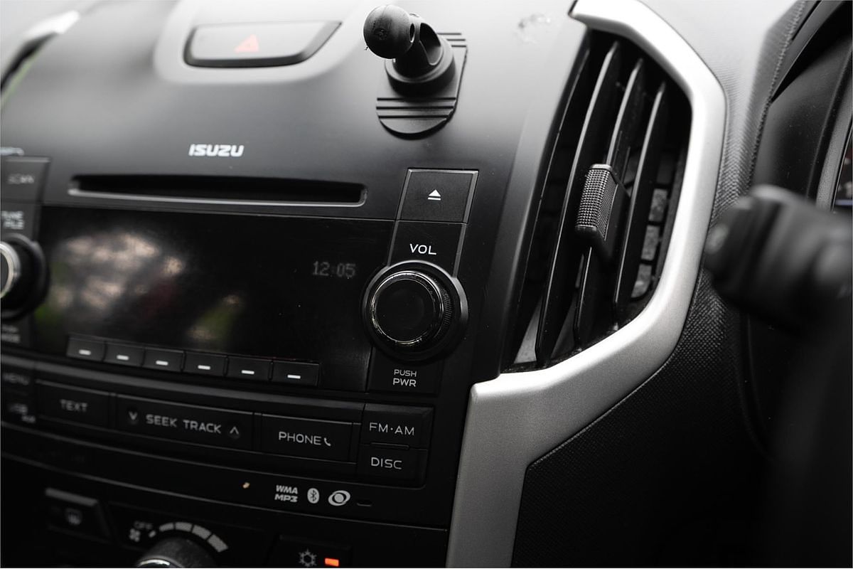 2014 Isuzu D-MAX LS-U High Ride Rear Wheel Drive