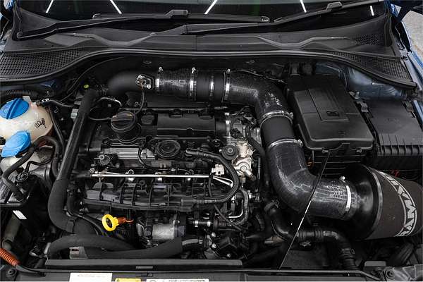 2011 Volkswagen Scirocco R 1S