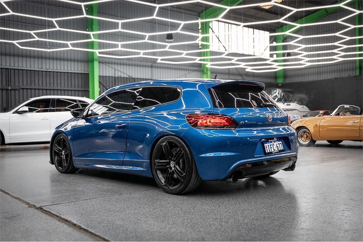 2011 Volkswagen Scirocco R 1S