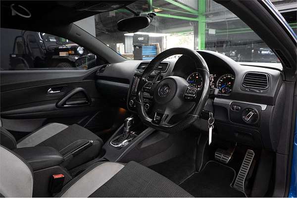 2011 Volkswagen Scirocco R 1S