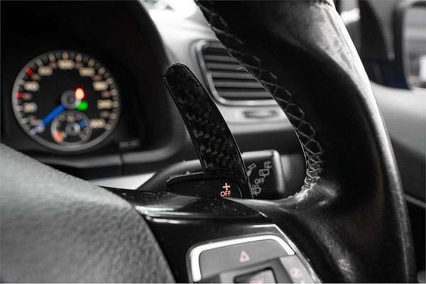 2011 Volkswagen Scirocco R 1S