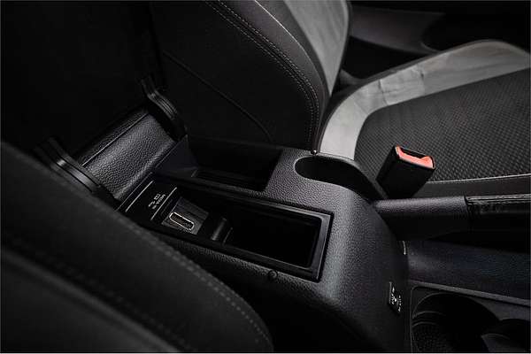 2013 Volkswagen Scirocco R 1S
