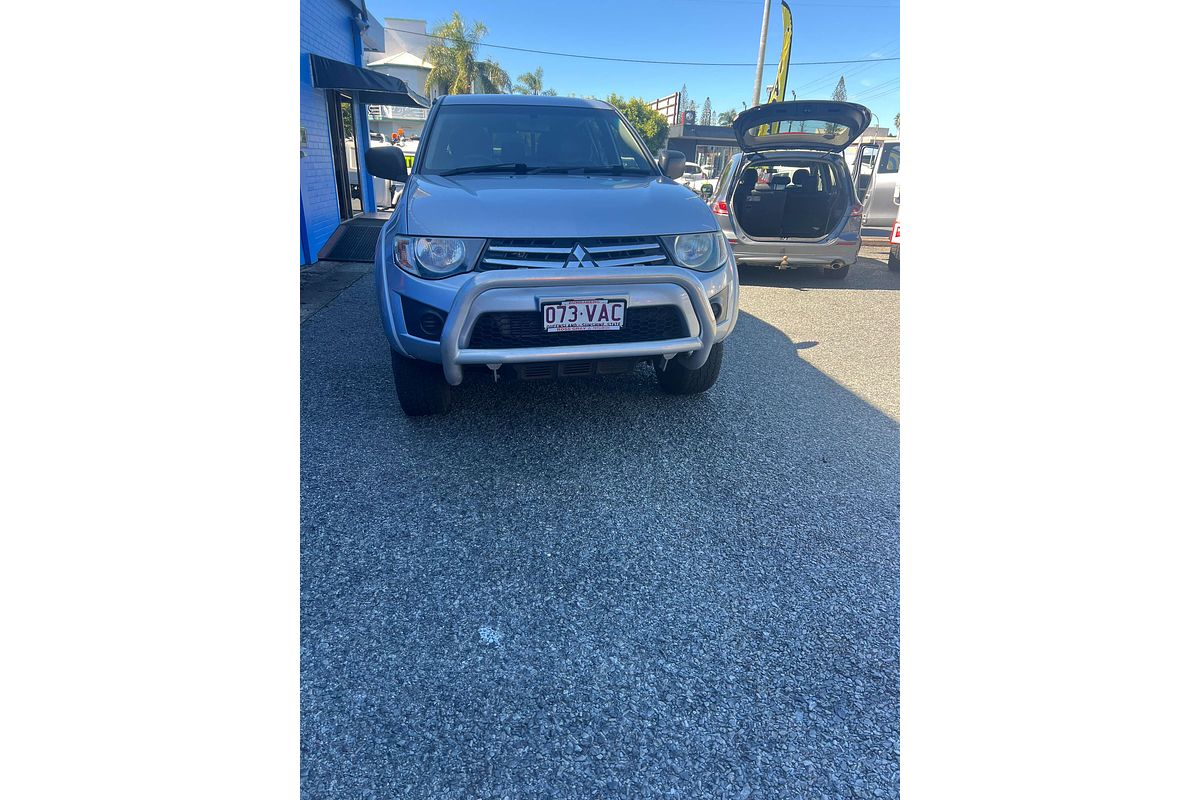 2013 Mitsubishi Triton GLX MN 4X4