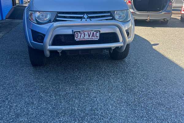 2013 Mitsubishi Triton GLX MN 4X4