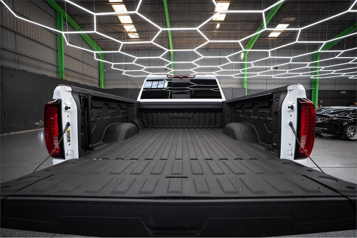 2022 GMC Unknown