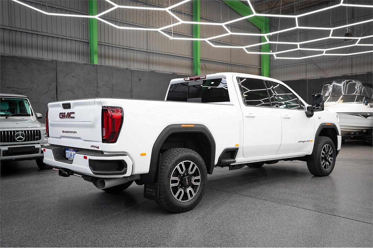 2022 GMC Unknown