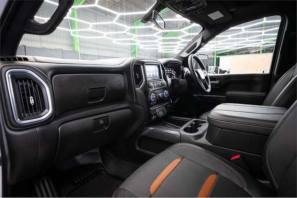 2022 GMC Unknown