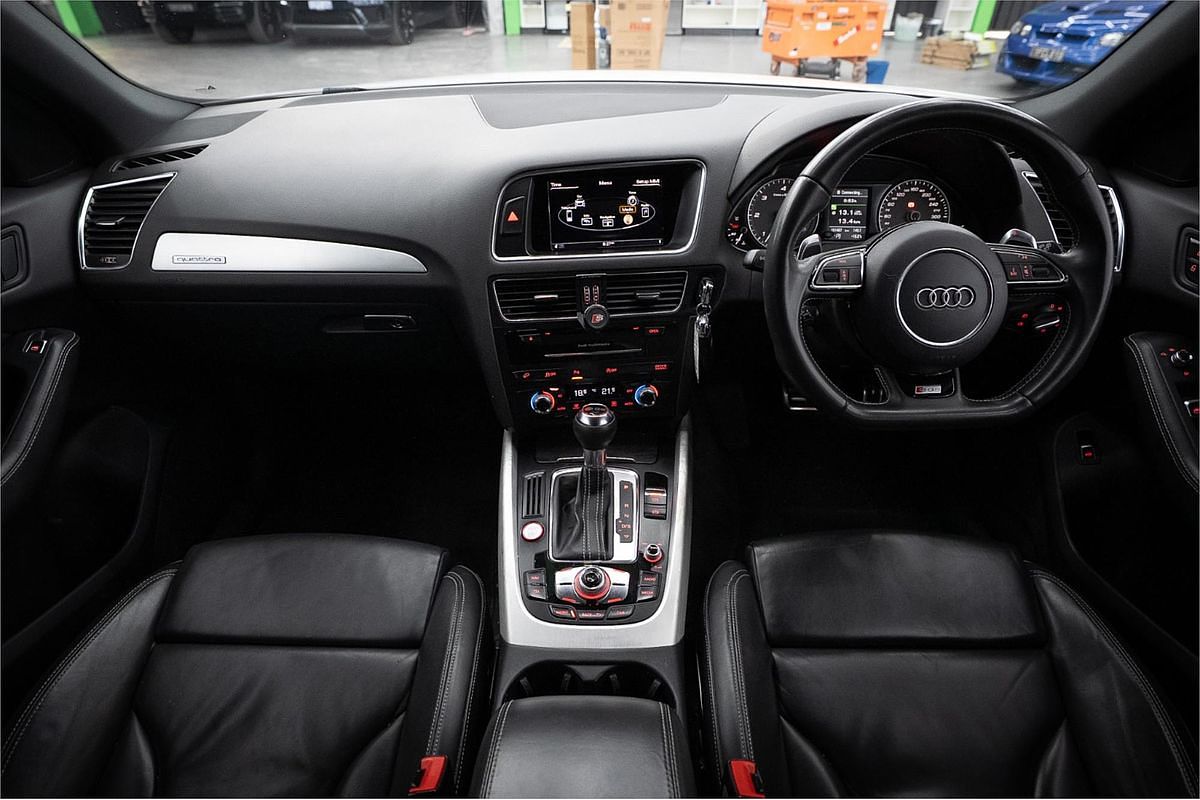 2014 Audi SQ5 TDI 8R