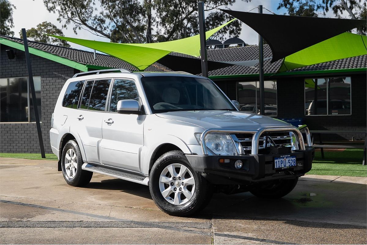 2012 Mitsubishi Pajero GLS NW