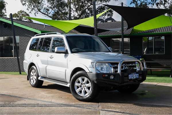2012 Mitsubishi Pajero GLS NW