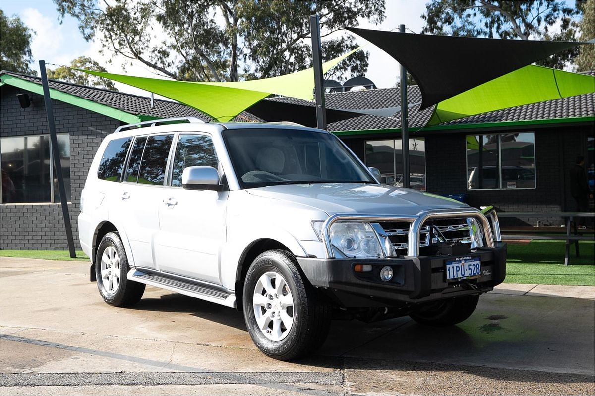 2012 Mitsubishi Pajero GLS NW