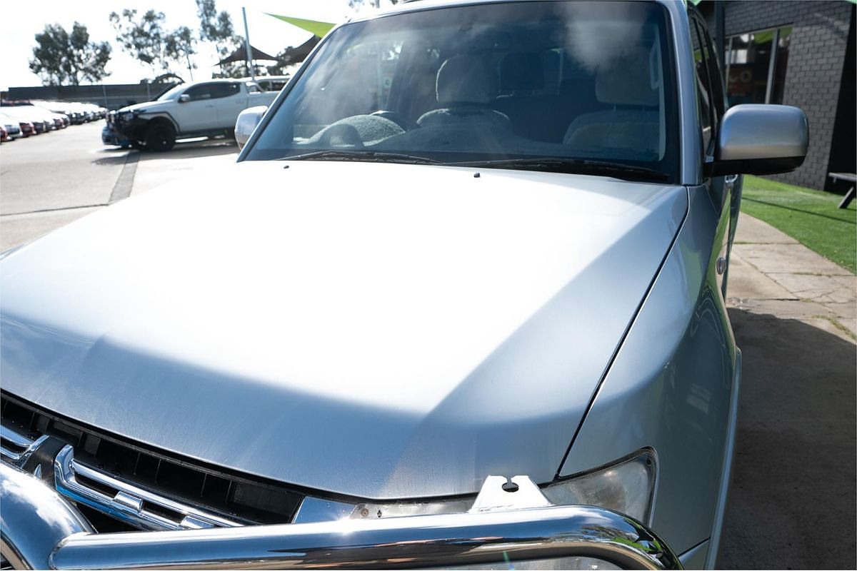 2012 Mitsubishi Pajero GLS NW
