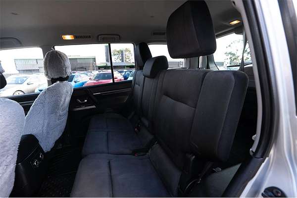 2012 Mitsubishi Pajero GLS NW