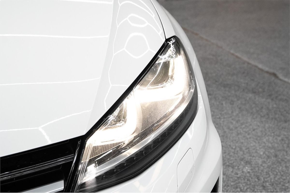 2016 Volkswagen Golf R 7