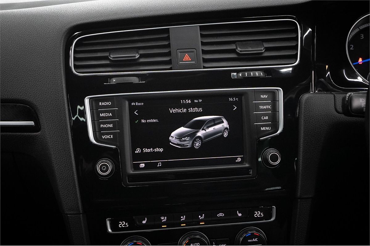 2016 Volkswagen Golf R 7