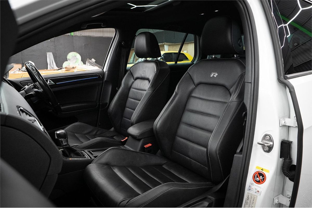 2016 Volkswagen Golf R 7