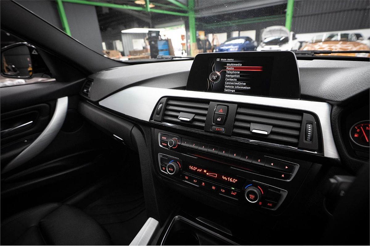 2014 BMW 3 Series 316i F30