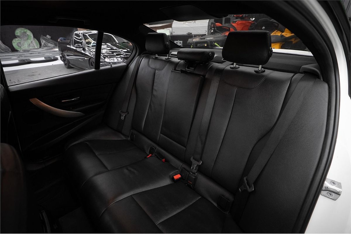 2014 BMW 3 Series 316i F30