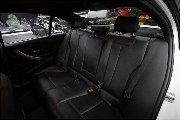 2014 BMW 3 Series 316i F30
