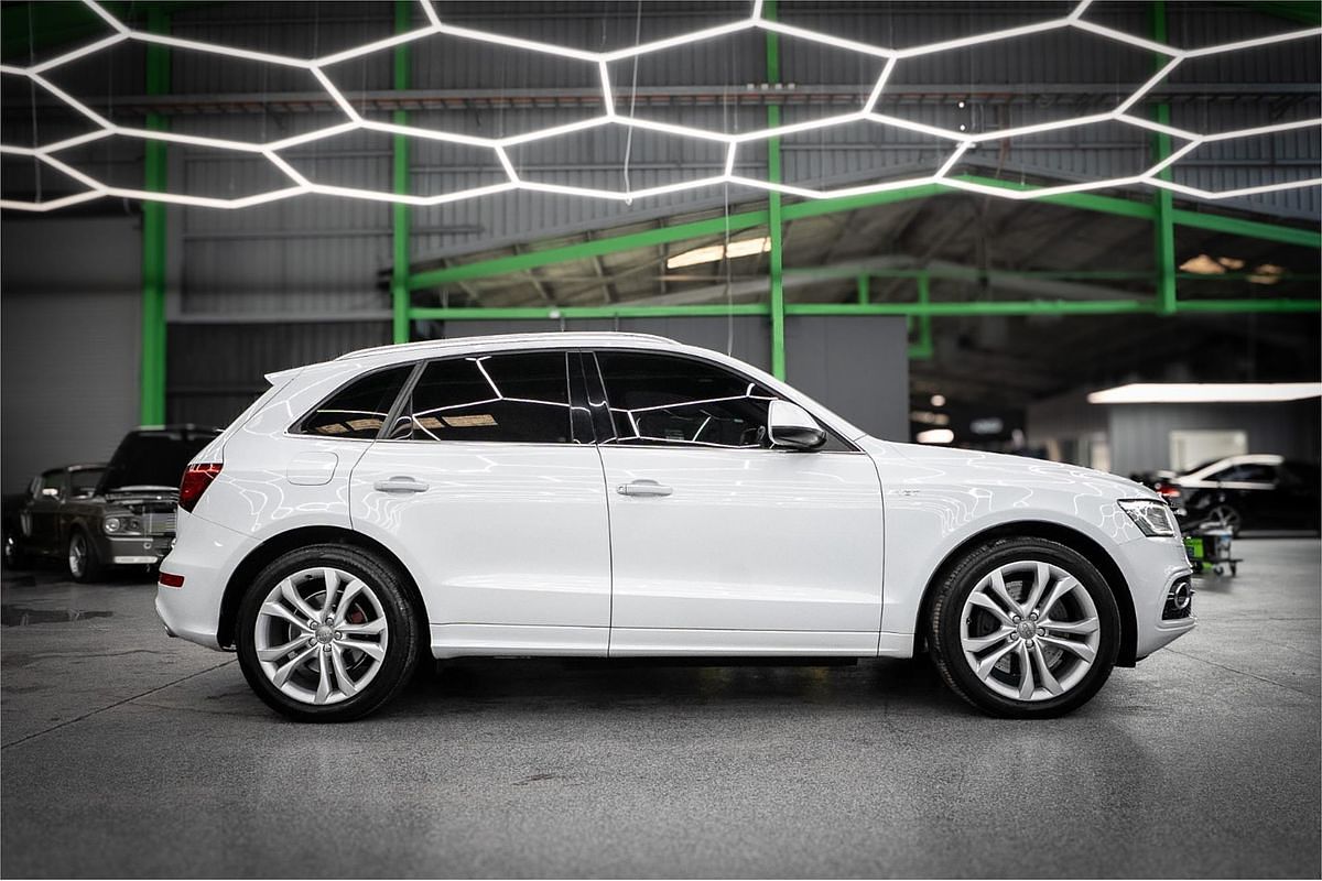 2015 Audi SQ5 TDI 8R