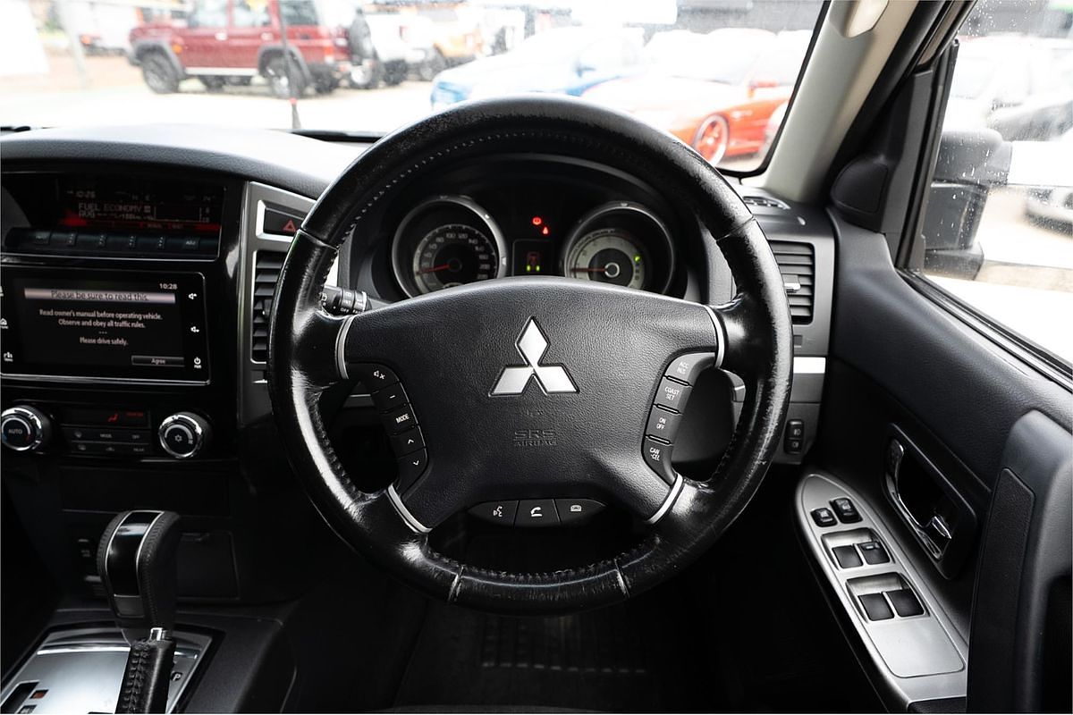 2017 Mitsubishi Pajero GLX NX