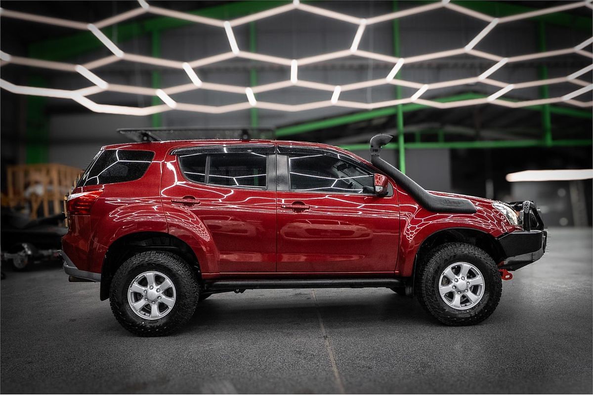 2019 Isuzu MU-X LS-M