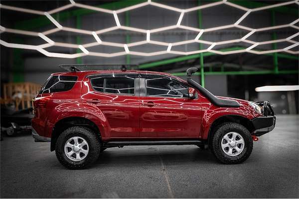 2019 Isuzu MU-X LS-M