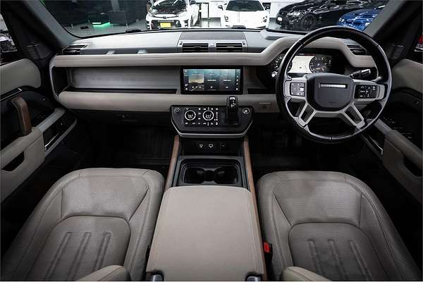2021 Land Rover Defender 110 D300 SE L663