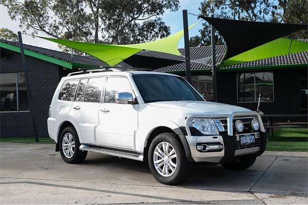 2015 Mitsubishi Pajero GLS NX