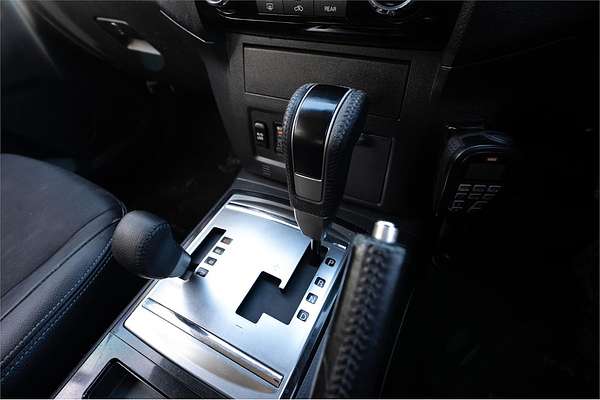 2015 Mitsubishi Pajero GLS NX