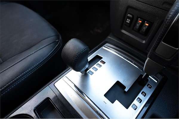 2015 Mitsubishi Pajero GLS NX
