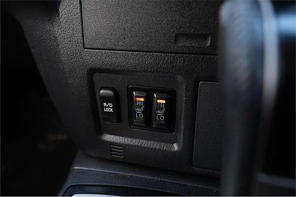 2015 Mitsubishi Pajero GLS NX