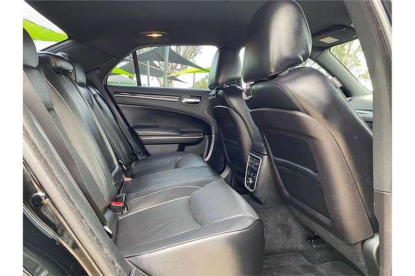 2013 Chrysler 300 C LX
