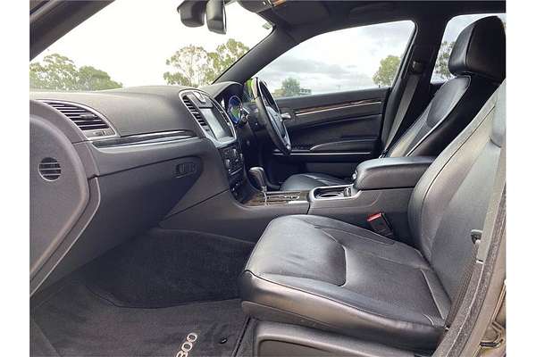 2013 Chrysler 300 C LX