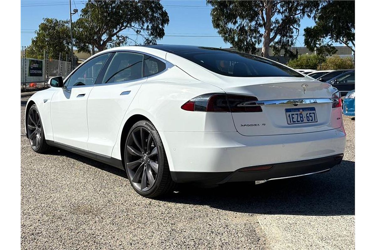 2015 Tesla Model S 85D