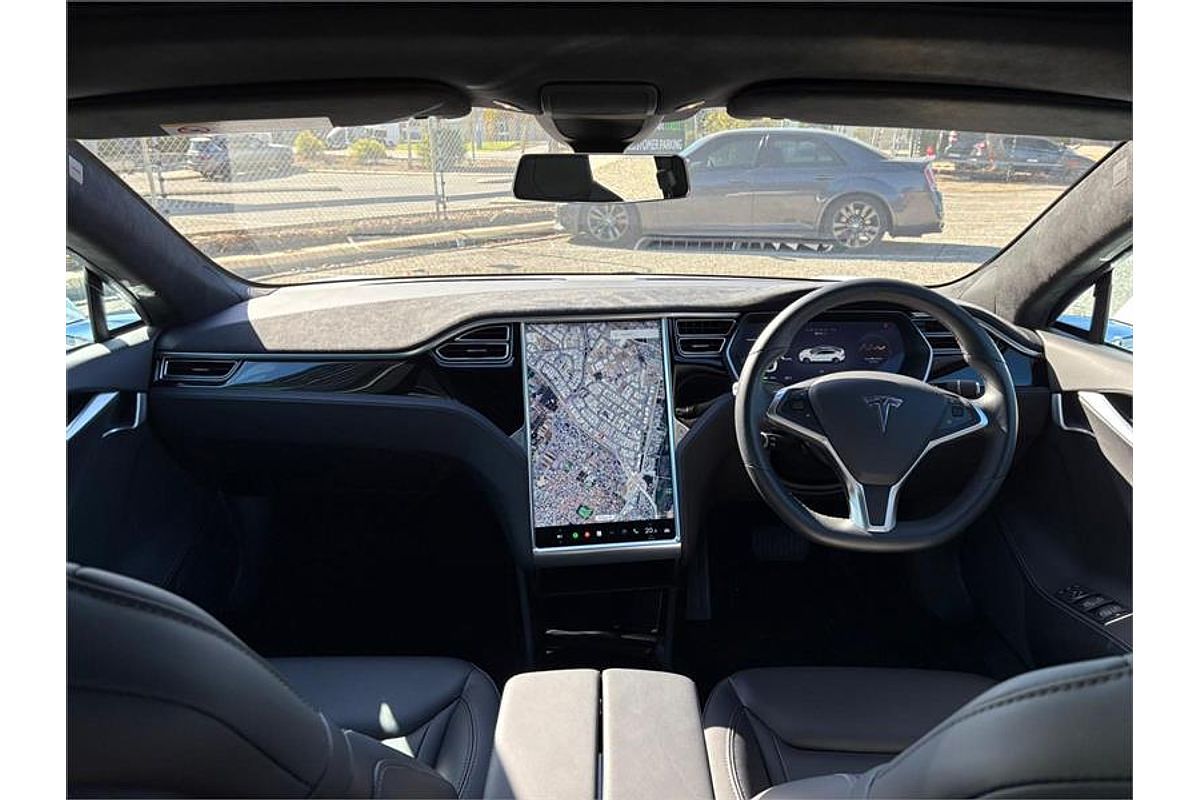 2015 Tesla Model S 85D