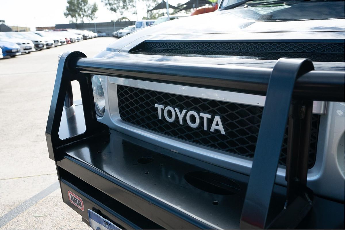 2011 Toyota FJ Cruiser GSJ15R