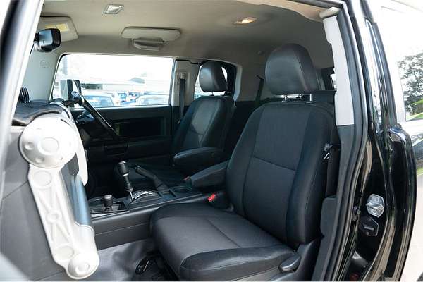2011 Toyota FJ Cruiser GSJ15R