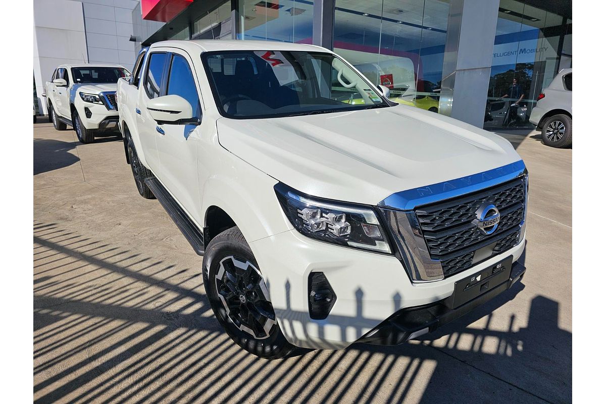 2025 Nissan Navara ST-X D23 4X4
