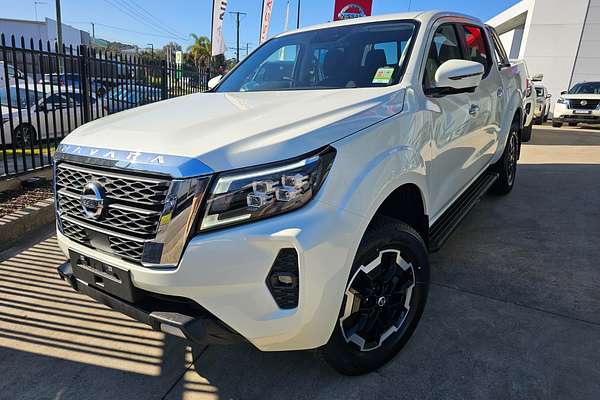 2025 Nissan Navara ST-X D23 4X4