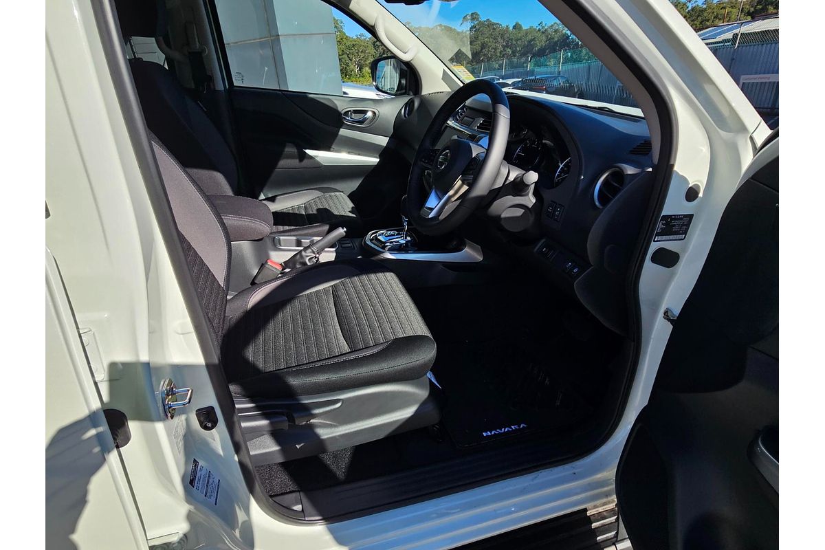 2025 Nissan Navara ST-X D23 4X4