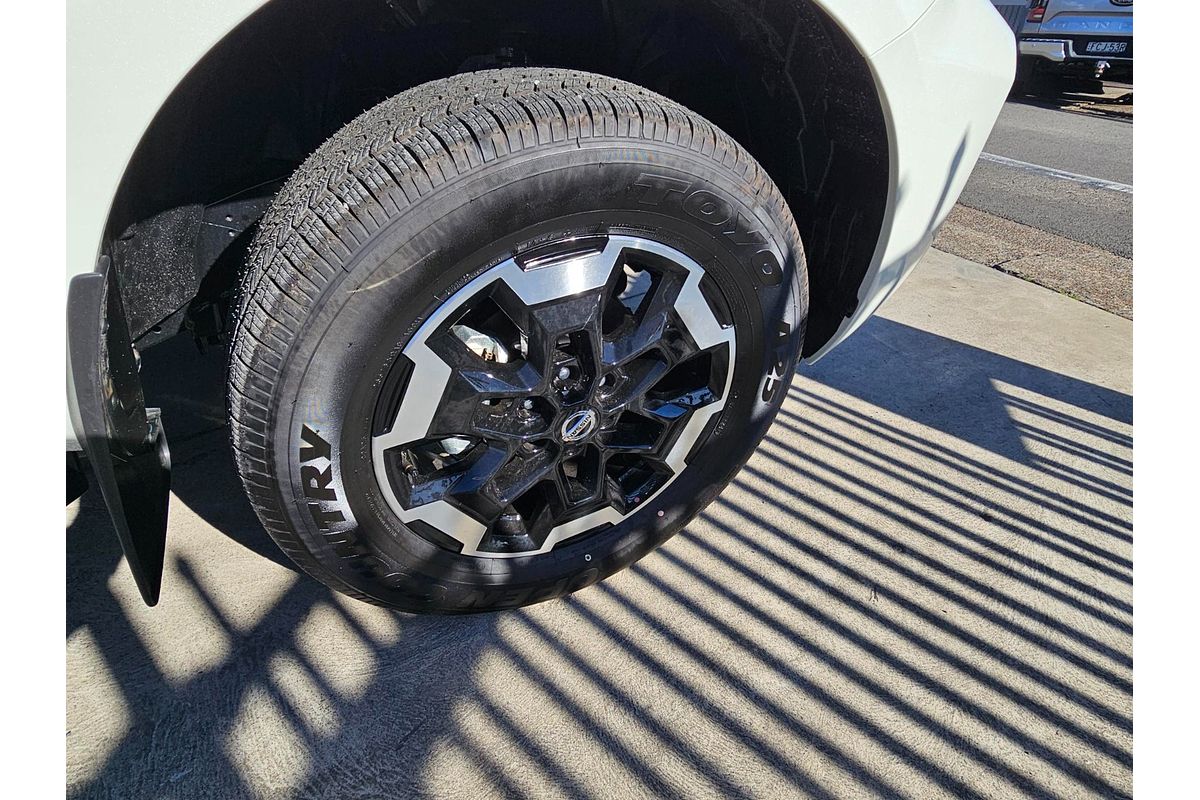2025 Nissan Navara ST-X D23 4X4