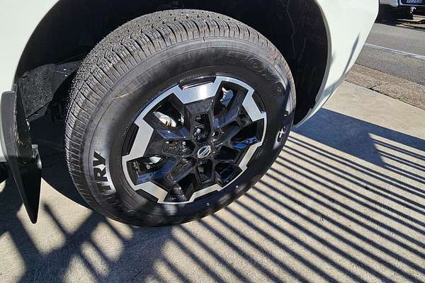 2025 Nissan Navara ST-X D23 4X4